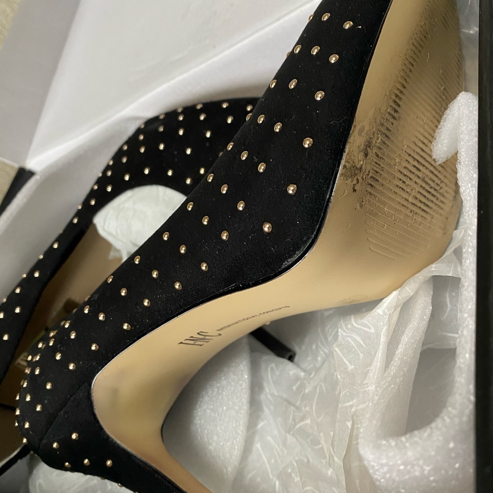 Heels - Picture 3 of 7